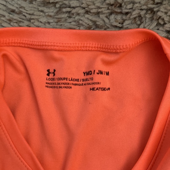 tshirt - Picture 2 of 2